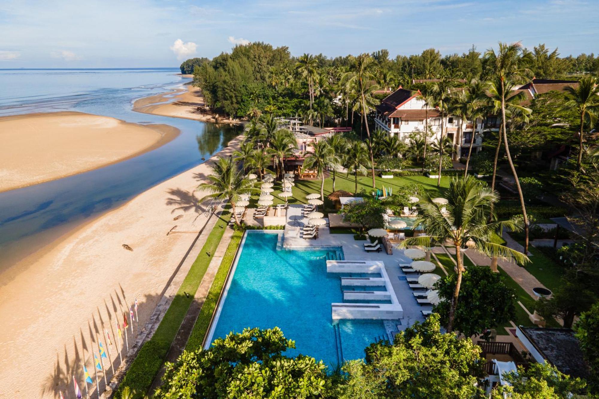 Apsara Beachfront Resort y Villa Khao Lak Exterior foto