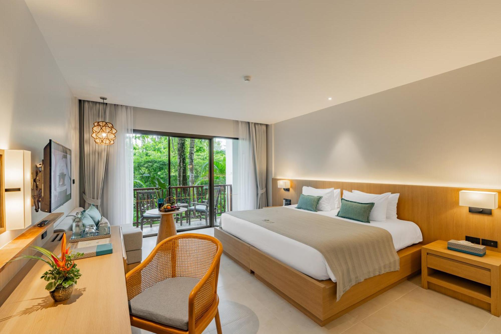 Apsara Beachfront Resort y Villa Khao Lak Exterior foto