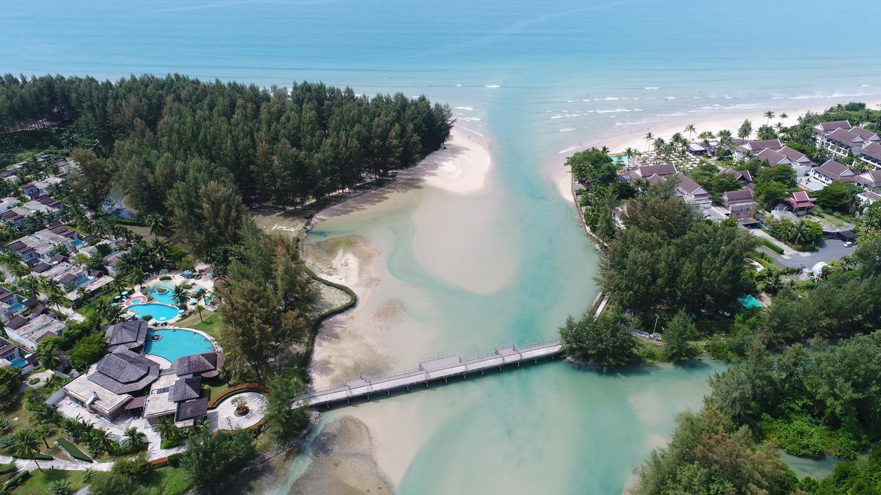 Apsara Beachfront Resort y Villa Khao Lak Exterior foto
